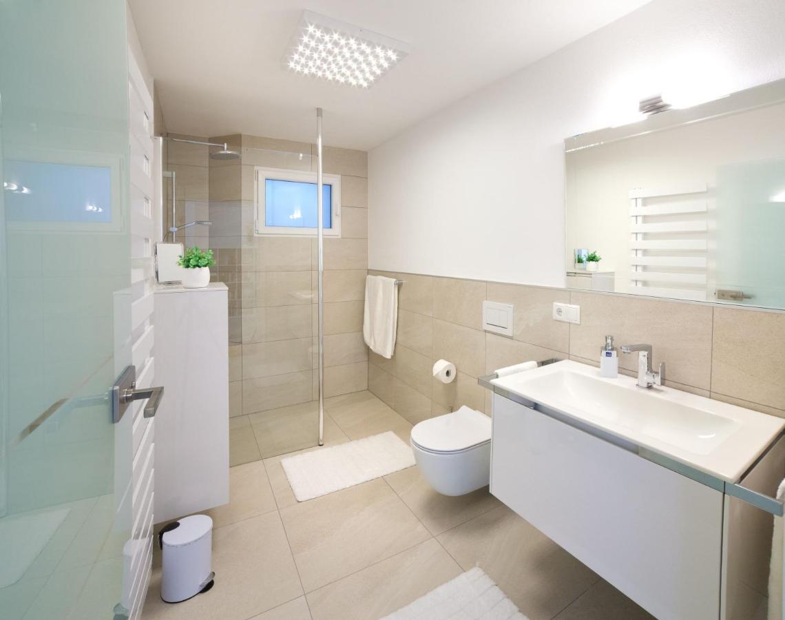 Tauberperle - Exklusives Ferienapartment Lauda-Königshofen Buitenkant foto